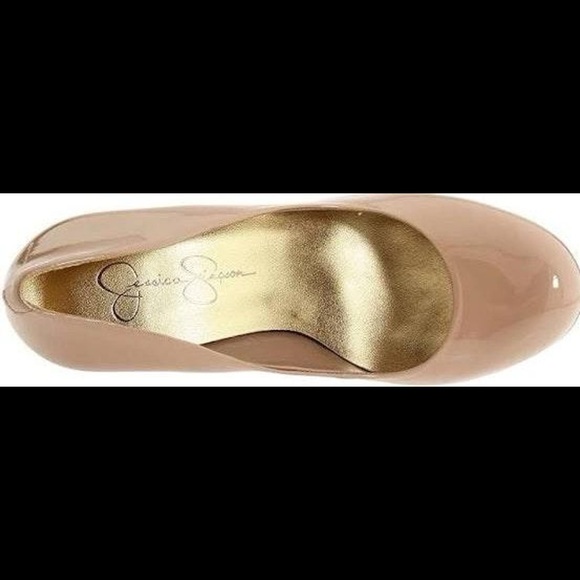 Jessica Simpson Nude patent leather heels - Picture 3 of 3